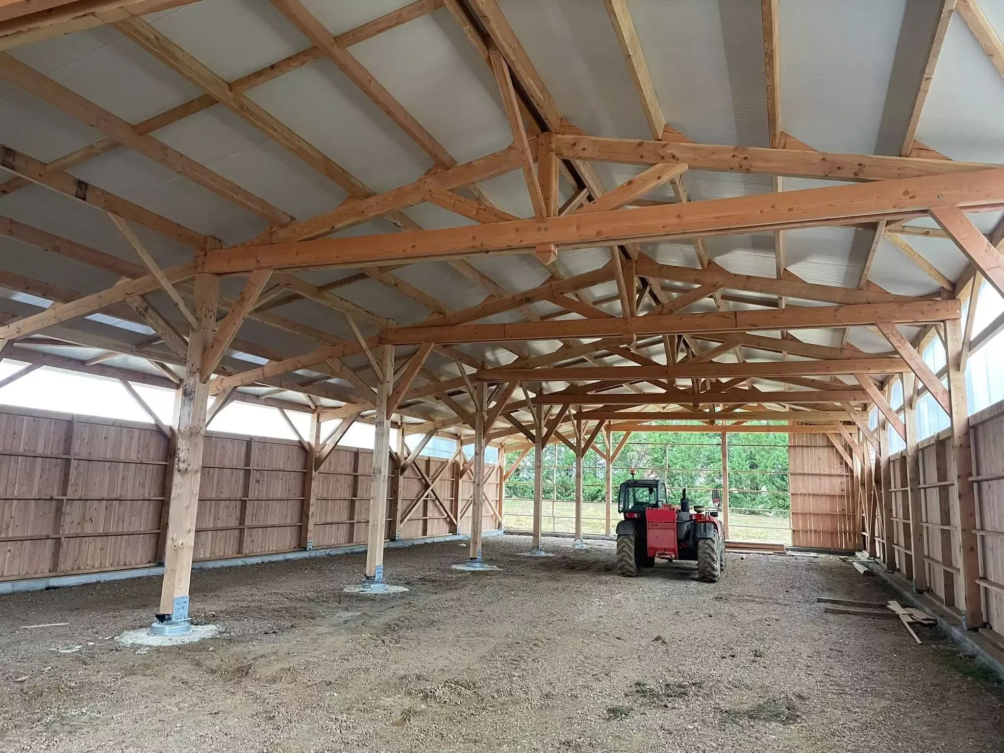 Barns équestres en bois réalisé par Kallithéa, photo 7